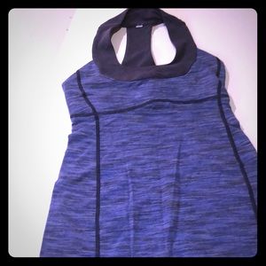 Lululemon size 4 top